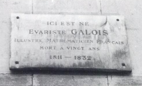 MAISON NATALE PLAQUE 2