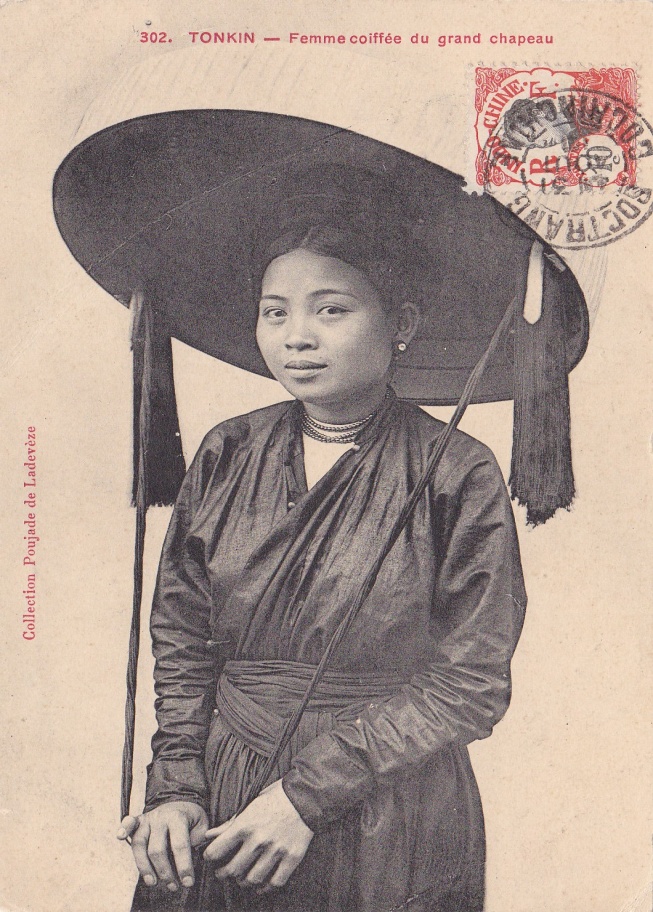 F:\MES DOCUMENTS\KAP FRANCE VIETNAM\SAIGON\AO DAI\ORIGINAL PICKS\WIFES OF HANOI\9.jpg